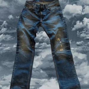 Nudie jeans - Nudie Jeans - Skick 10/10 inga defekter - Modell Lean dean/slimfit - Riktigt najs slitningar - skriv vid frågor obs intresse koll endast