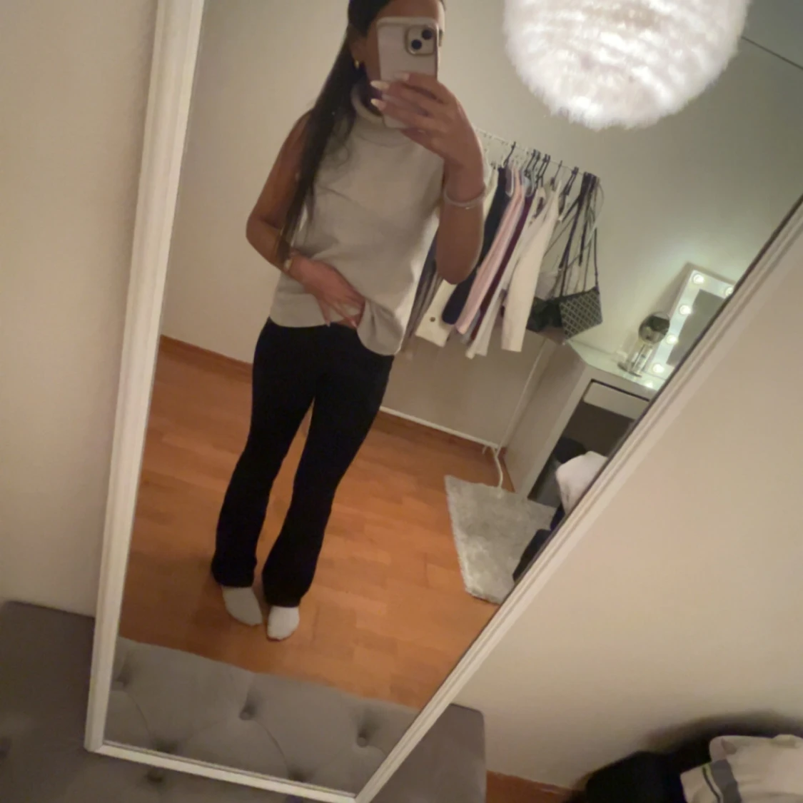 Svarta bootcut byxor - 1