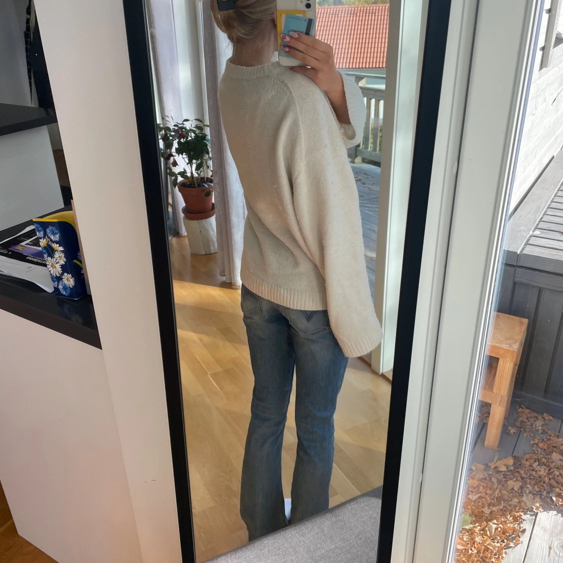 Blå bootcut jeans med låg midja - 2