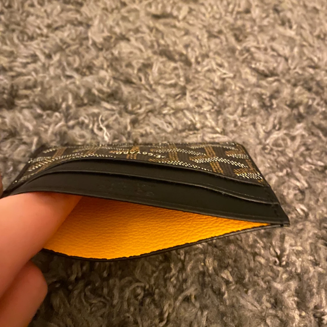 Svart goy4rd korthållare  - 2