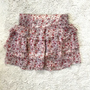 Neo noir kjol🌟🩷 - Så söt kjol från neo noir! Använd gärna köp nu🩷☺️