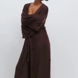 Kimono brun Gina tricot - Jätte skön lång morgonrock, brun, gina, fint skick