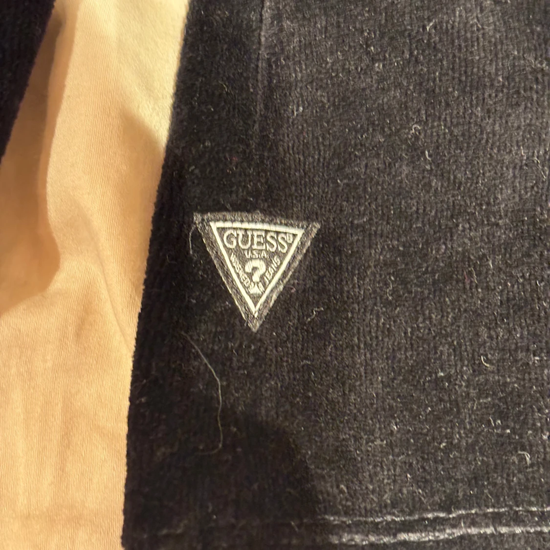 Guess kofta/tröja - 2