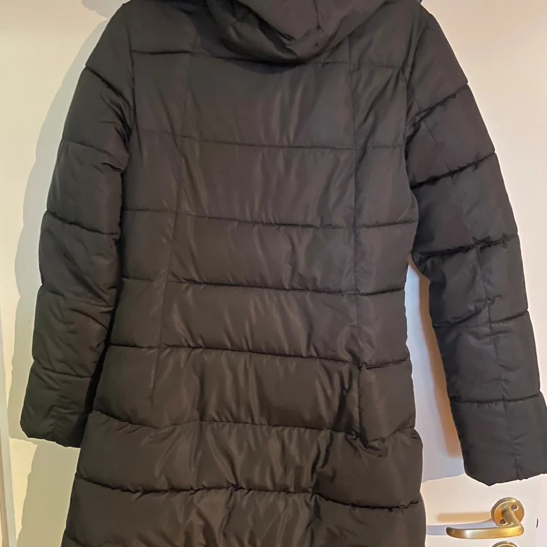 Svart lång pufferjacka från Garoff - 1