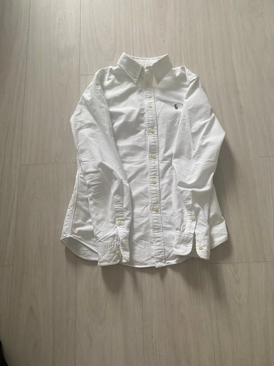 Vit skjorta från Ralph Lauren