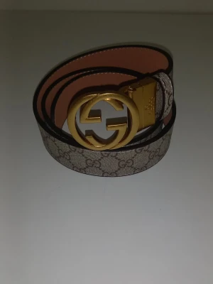 GG Bälte  - Helt ny bälte. Rekommenderar Jätte mycket, den har jätte bra kvalitet och den passar alla outfit💯✅️