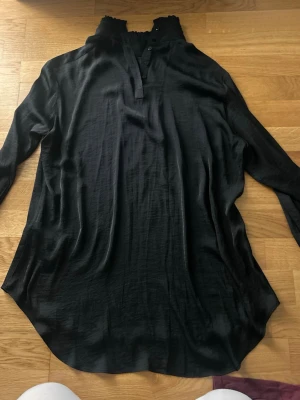 Top - Unfortunately I dont remember where its from but it’s very nice 