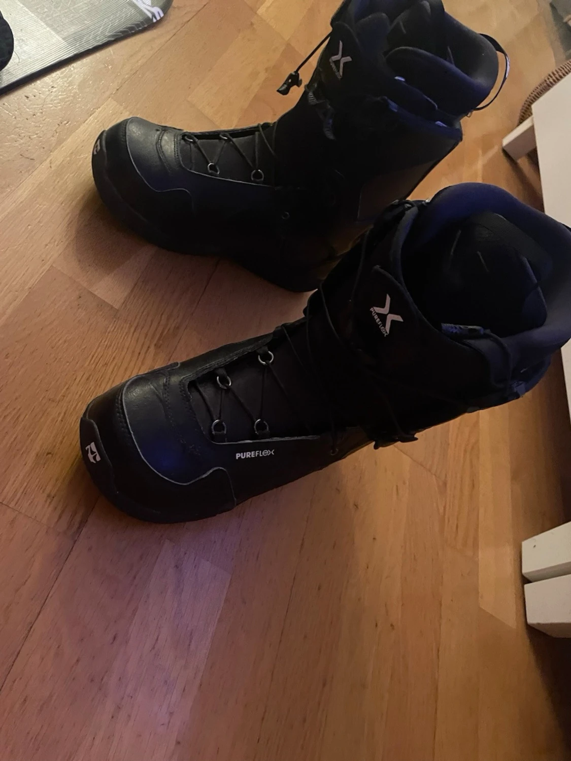 Snowboard med bindningar och boots - 3