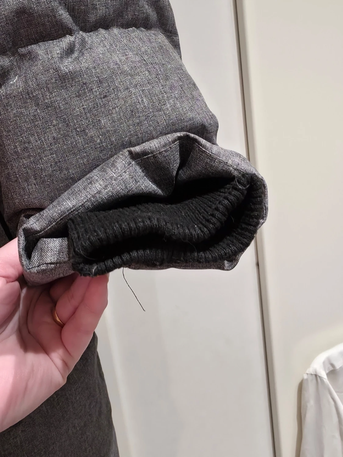 Grå lång dunjacka från Tribute  - 1