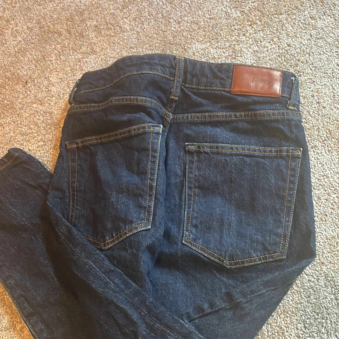 Mörkblå jeans från John Henric W31 - 1