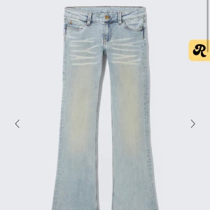  cheap monday jeans  - säljer dessa helt nya jeans från weekday som har prislappen kvar!! säljer då de inte passade och hann inte lämna tillbaks!💕💕💕❤️❤️❤️