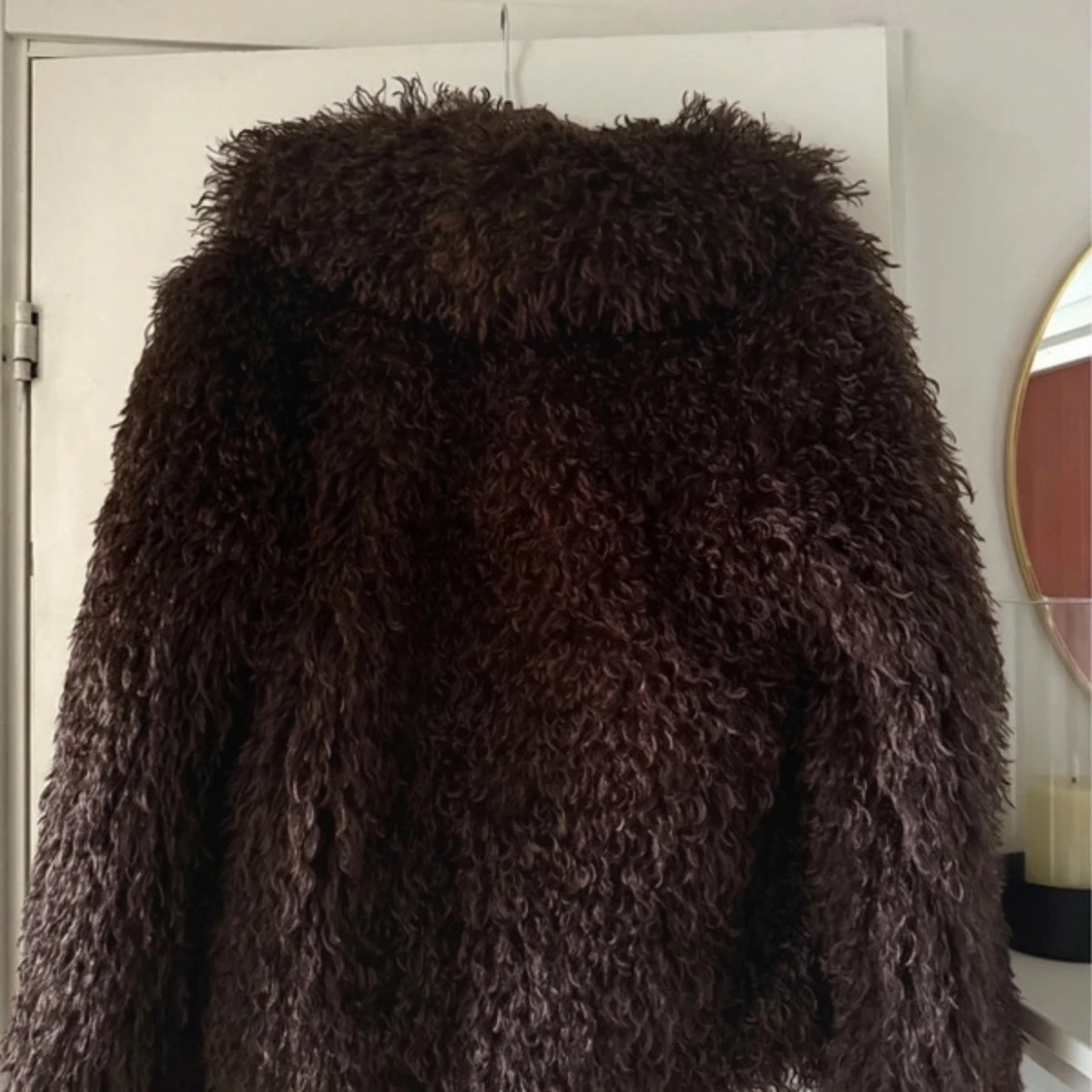 Brun fuskpälsjacka - 1