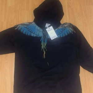 Hoodie  - Helt ny. Inte använd.