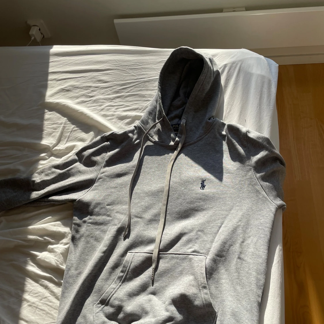 Grå hoodie från Polo Ralph Lauren