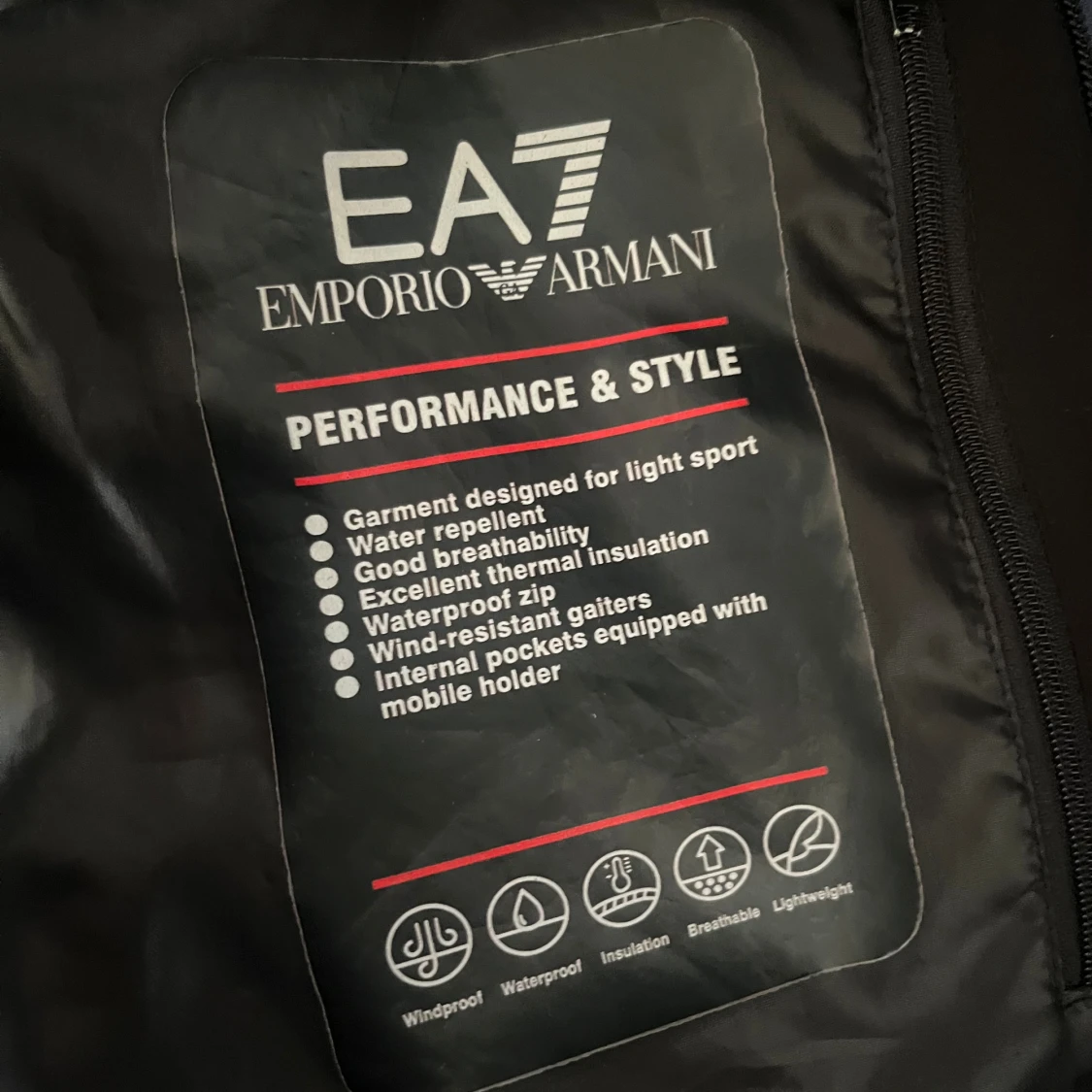 Svart dunväst från Emporio Armani EA7 - 3