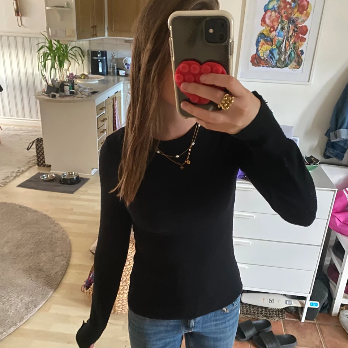 Svart långärmad tröja med knappar