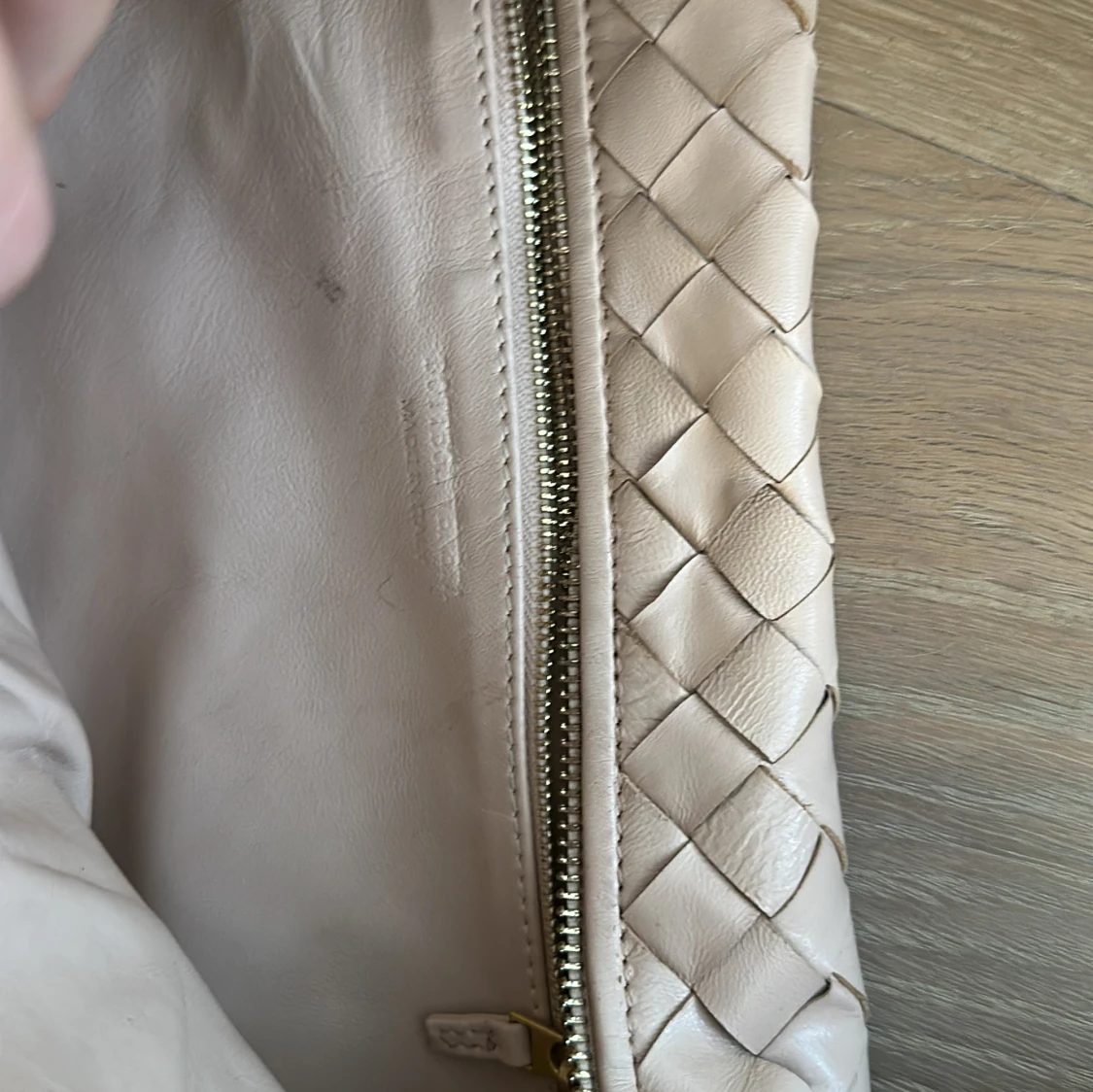 Beige handväska flätad - 3