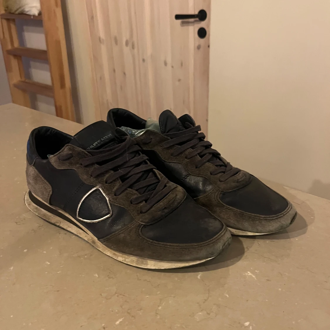 Philippe Model sneakers i mocka och skinn