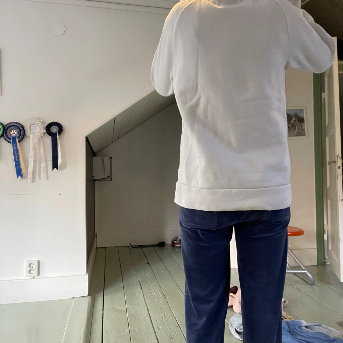 Vit hoodie med tryck från WOXO 720 - 3