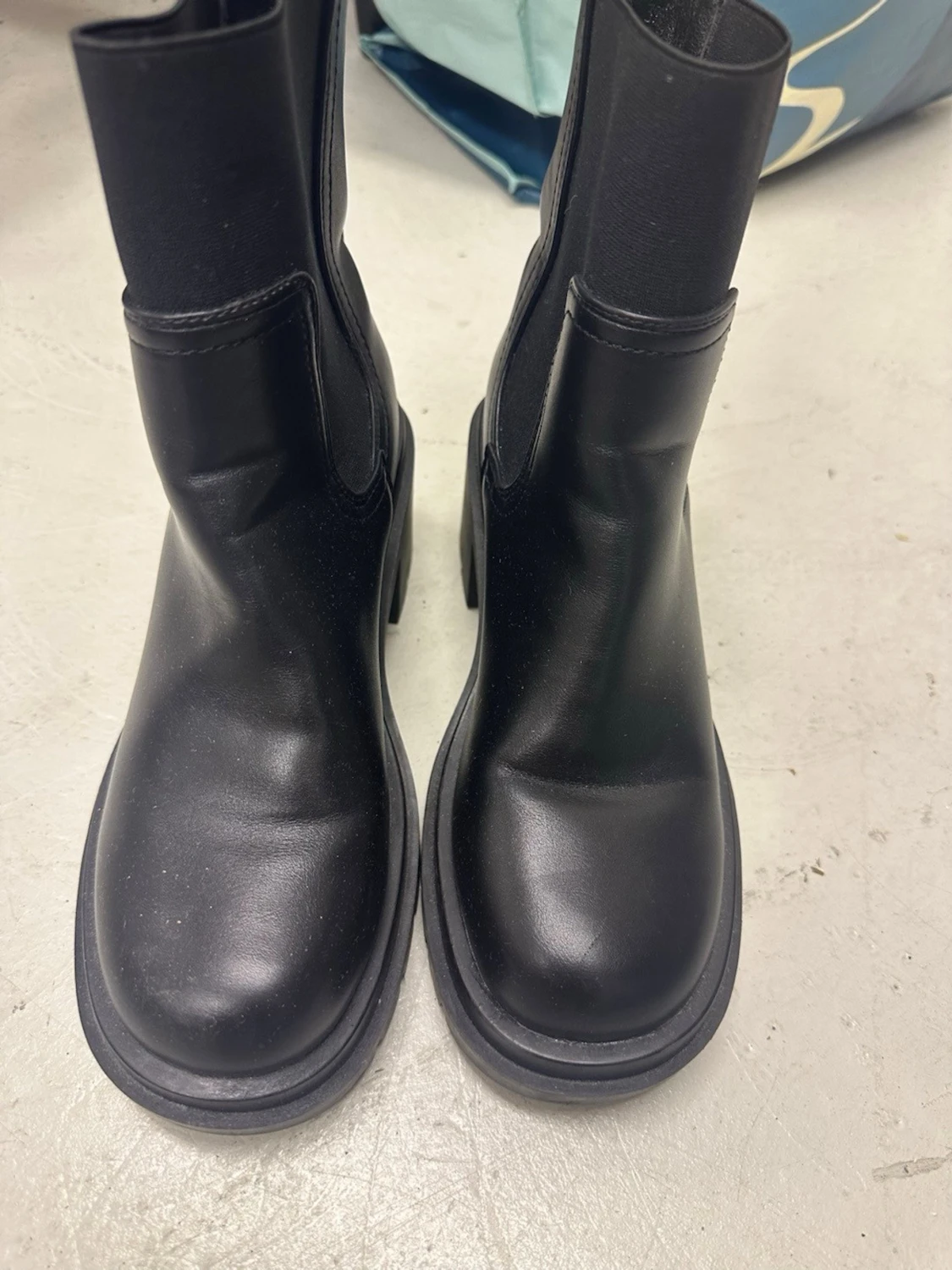 Svarta chelsea boots från Super Me - 1