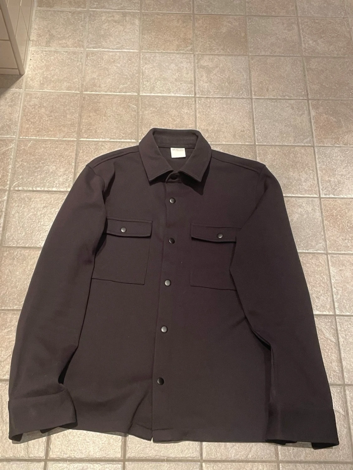 Svart overshirt  - 1