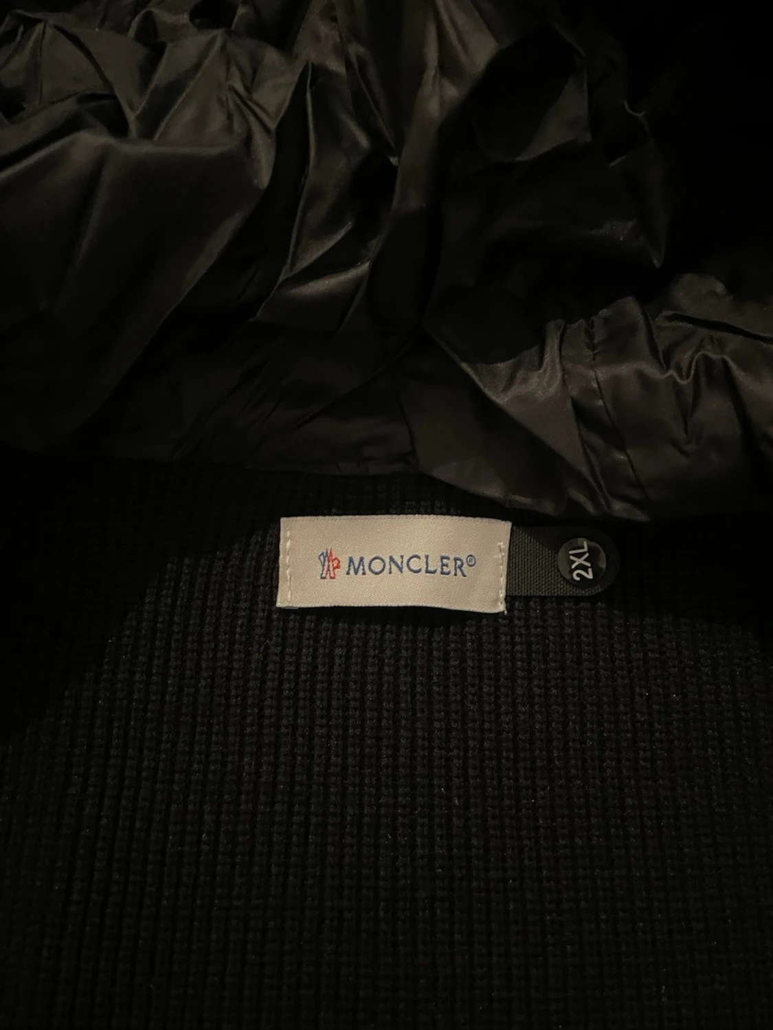 Svart Moncler cardigan  2XL passar M/L - 3