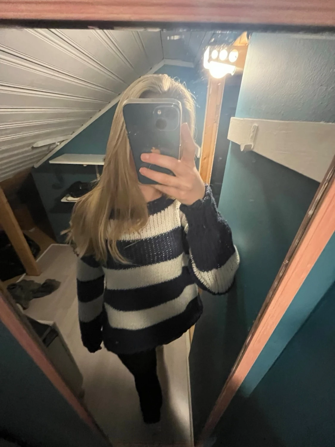 Snygg stickad tröja!! - 2