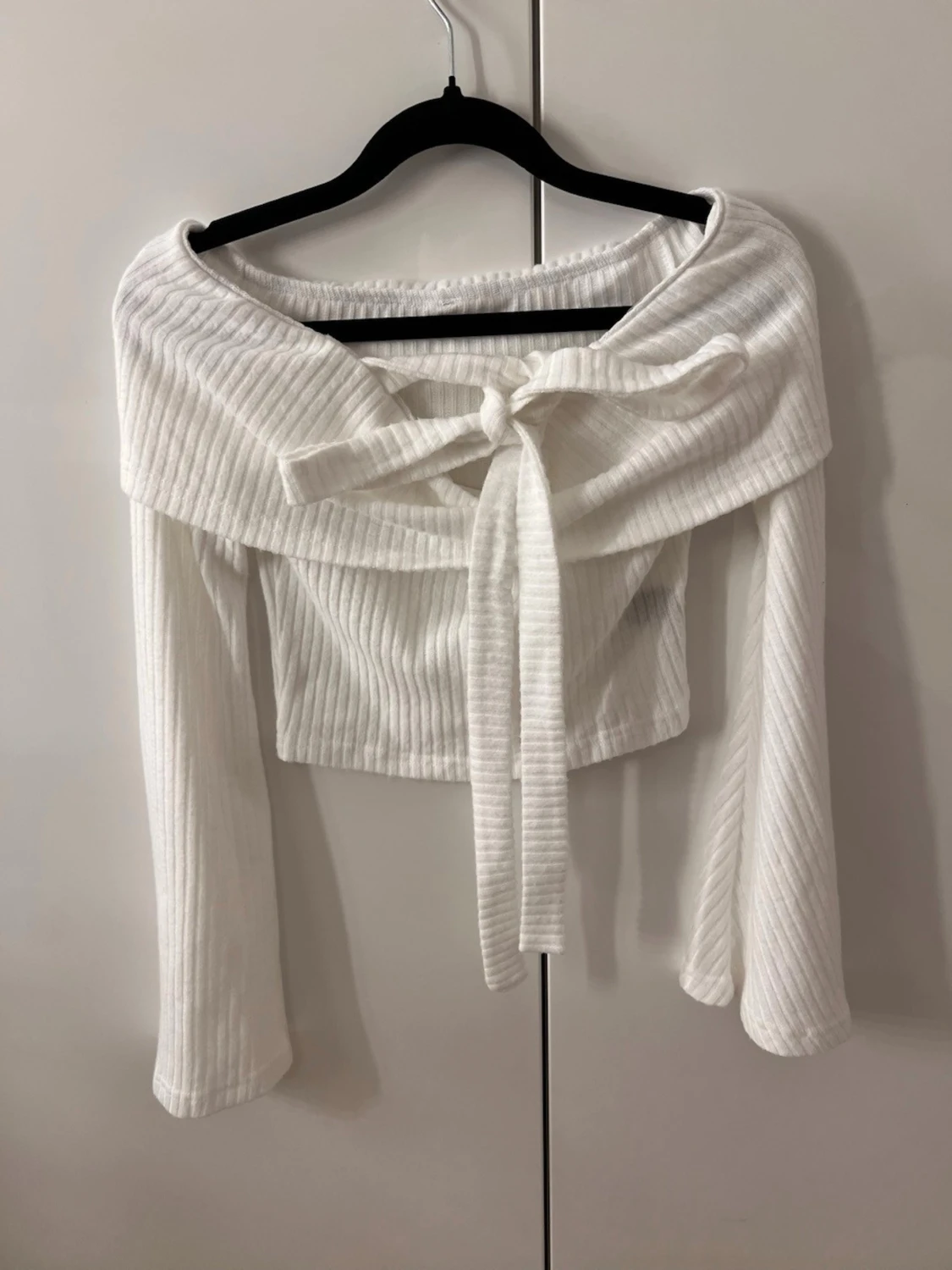 Off shoukder vit tröja  - 1