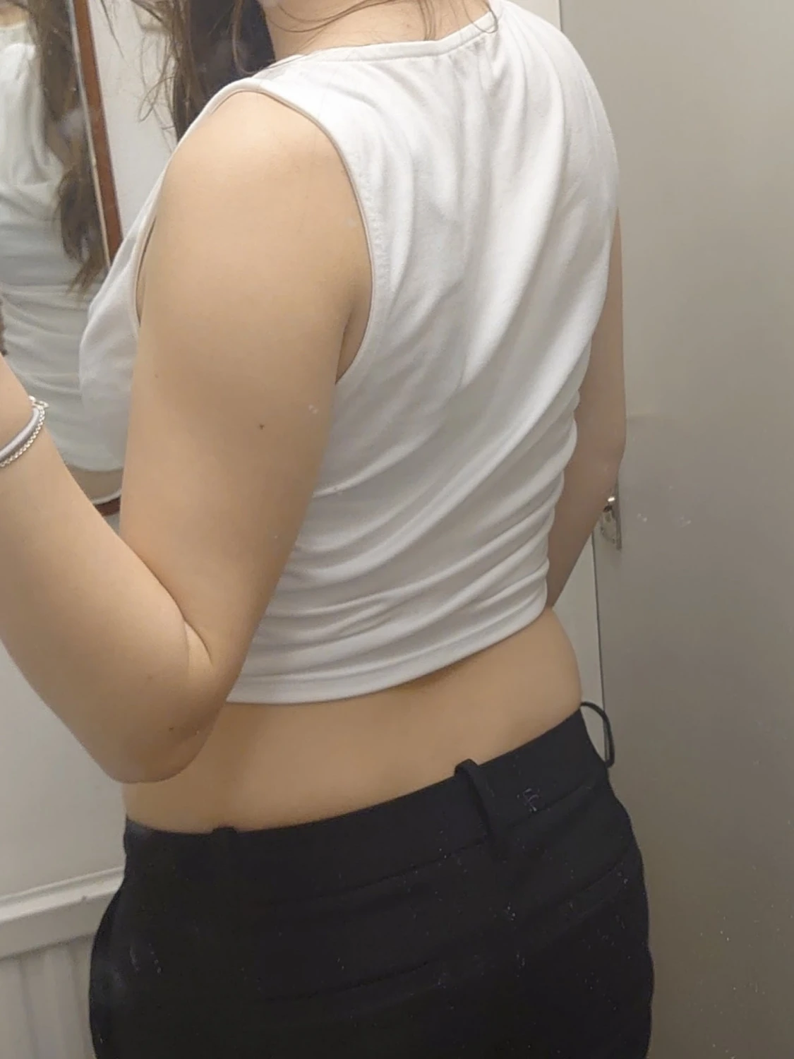 Vit croppad linnetopp med drapering - 3