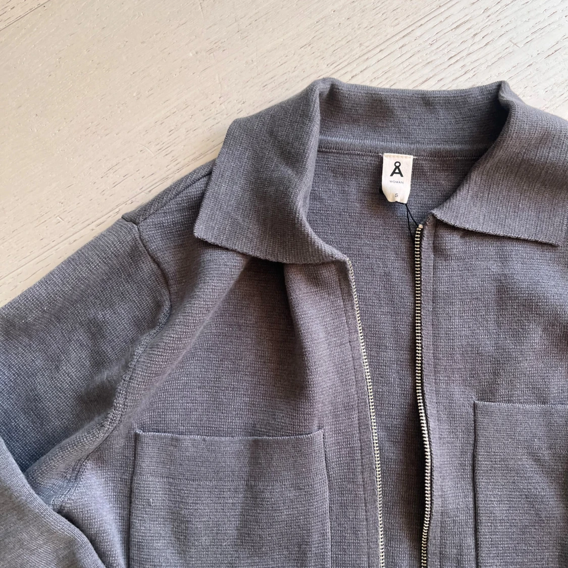 Grå stickad overshirt från Åhléns - 2