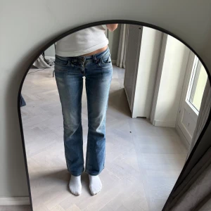 Blå bootcut jeans - Blå bootcut jeans från ONLY