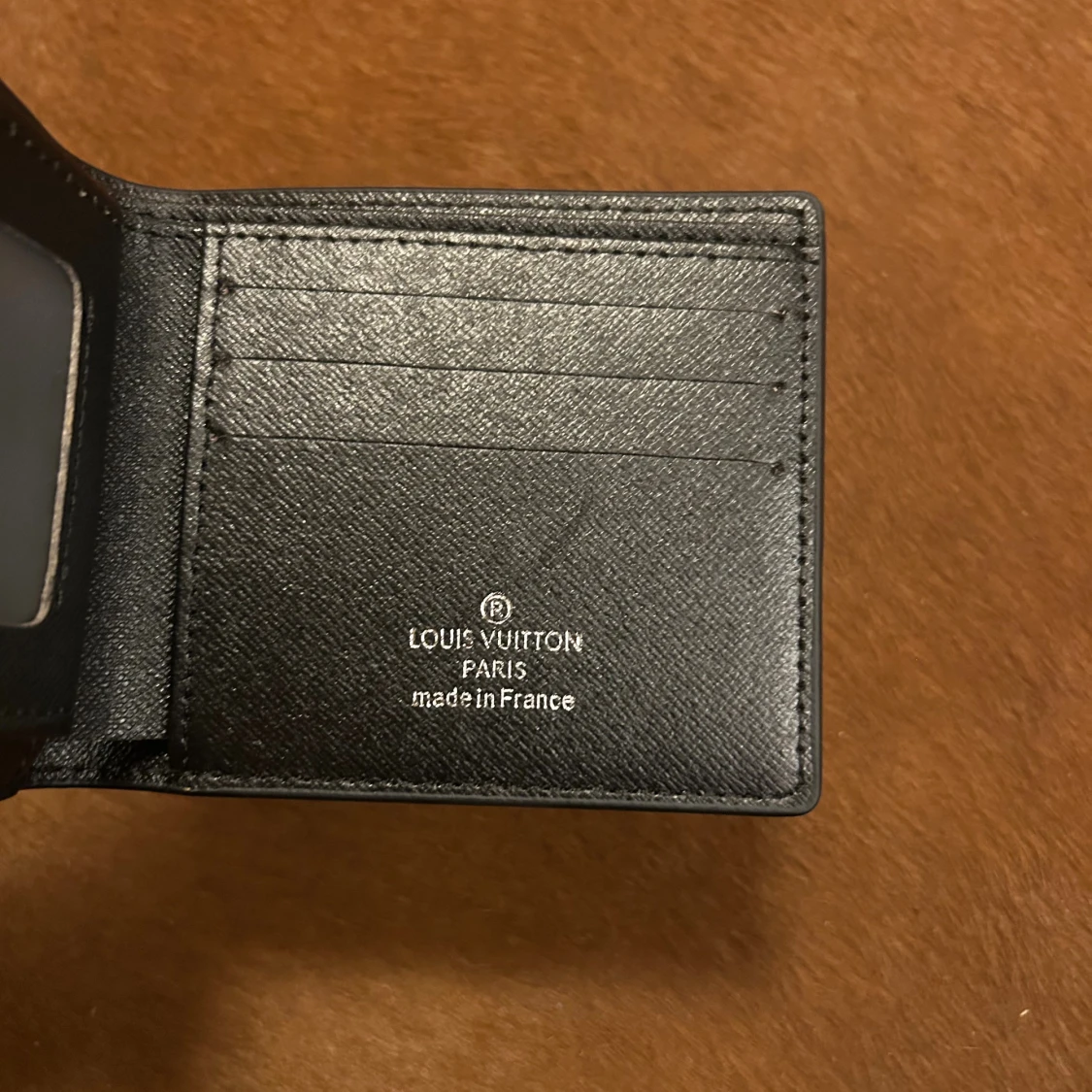 Svart Louis Vuitton plånbok i skinn - 1