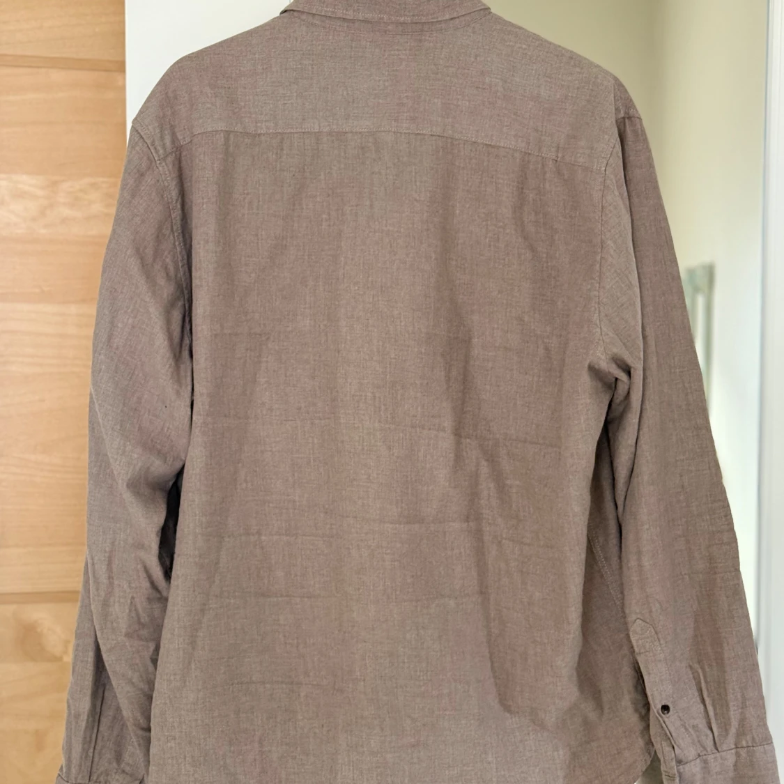 Brun långärmad skjorta i bomull - 2