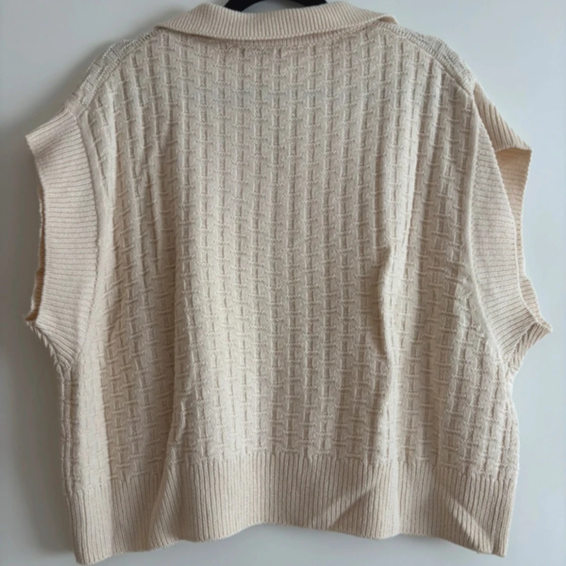 Beige stickad topp från Zara - 3