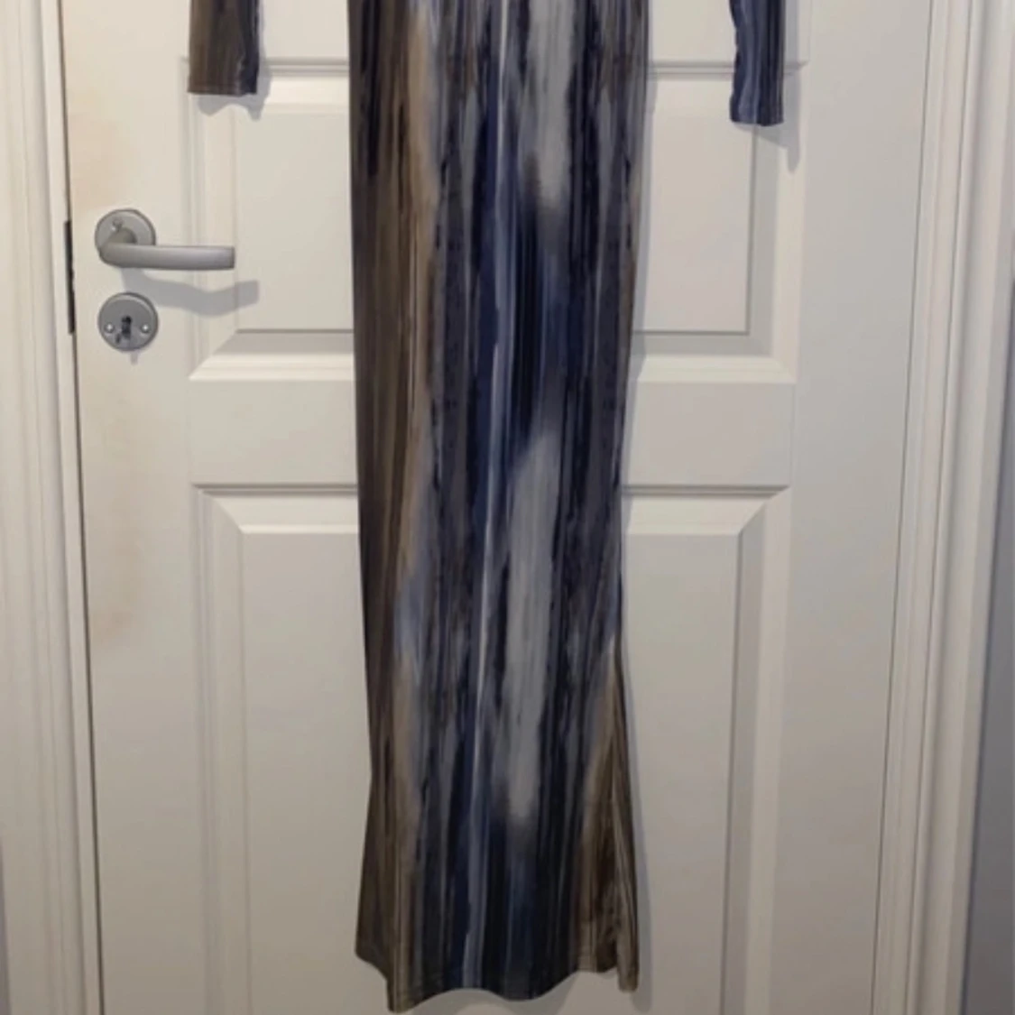  långklänning från Fashion Nova - 3