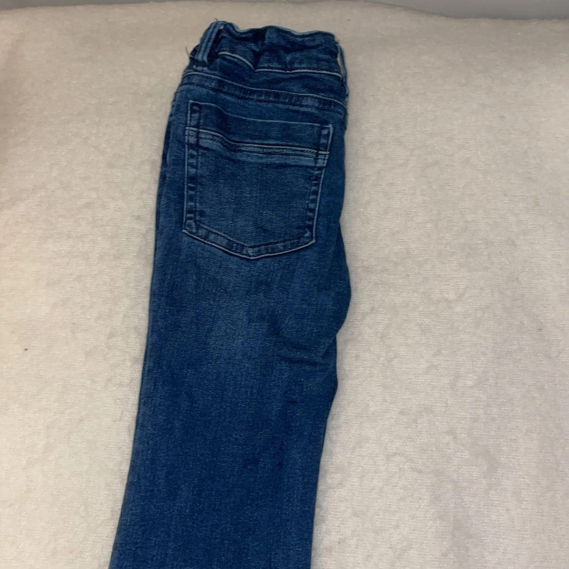 Blå bootcut low rise jeans med normal passform - 2