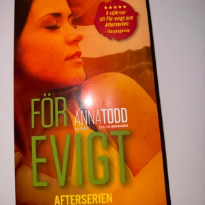 För Evigt (after ever happy)  - Fjärde boken från Afterserien av Anna Todd, känd från Wattpad. Boken är på svenska. 