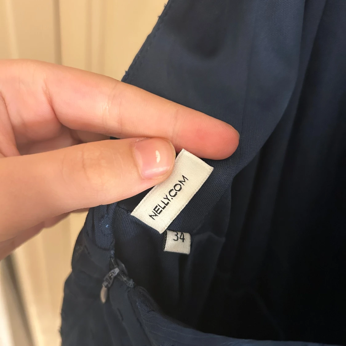 Marinblå klänning från Nelly - 2