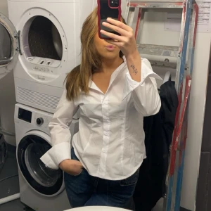 Skjorta - Säljer denna skjorta , använd 2 gånger