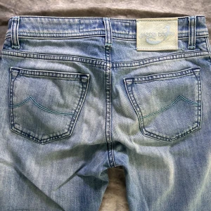 Jacob cohen slim fit jeans - Mycket fint skick | Size 30 midja 38, längd 96 | modell 622 Sitter slim straight | Nypris 5000-7000 vårt pris 1099 | 