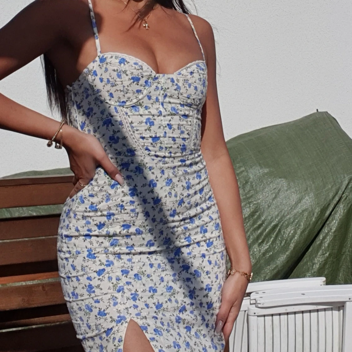 Blommig långklänning med slits - 2