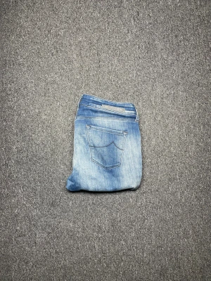 Jacob choen jeans - Ett par riktigt feta jacob choen jeans som är i strlk w28. Riktigt bra skick🥳