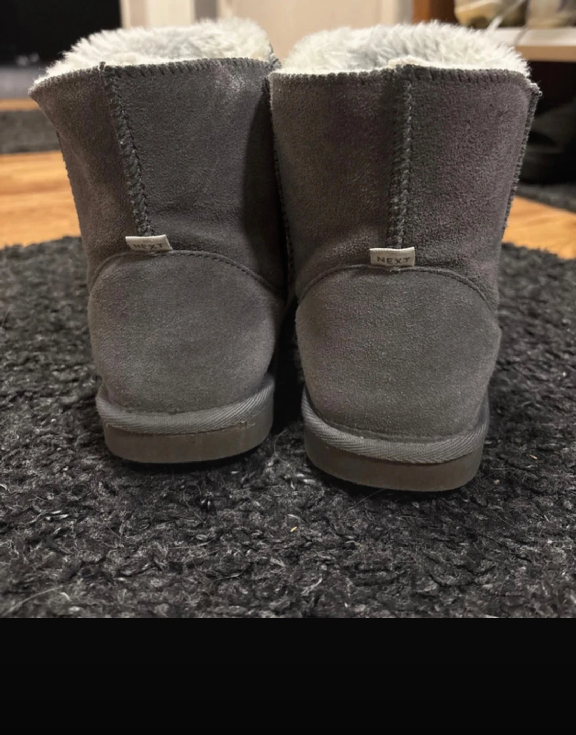 Uggs - 2