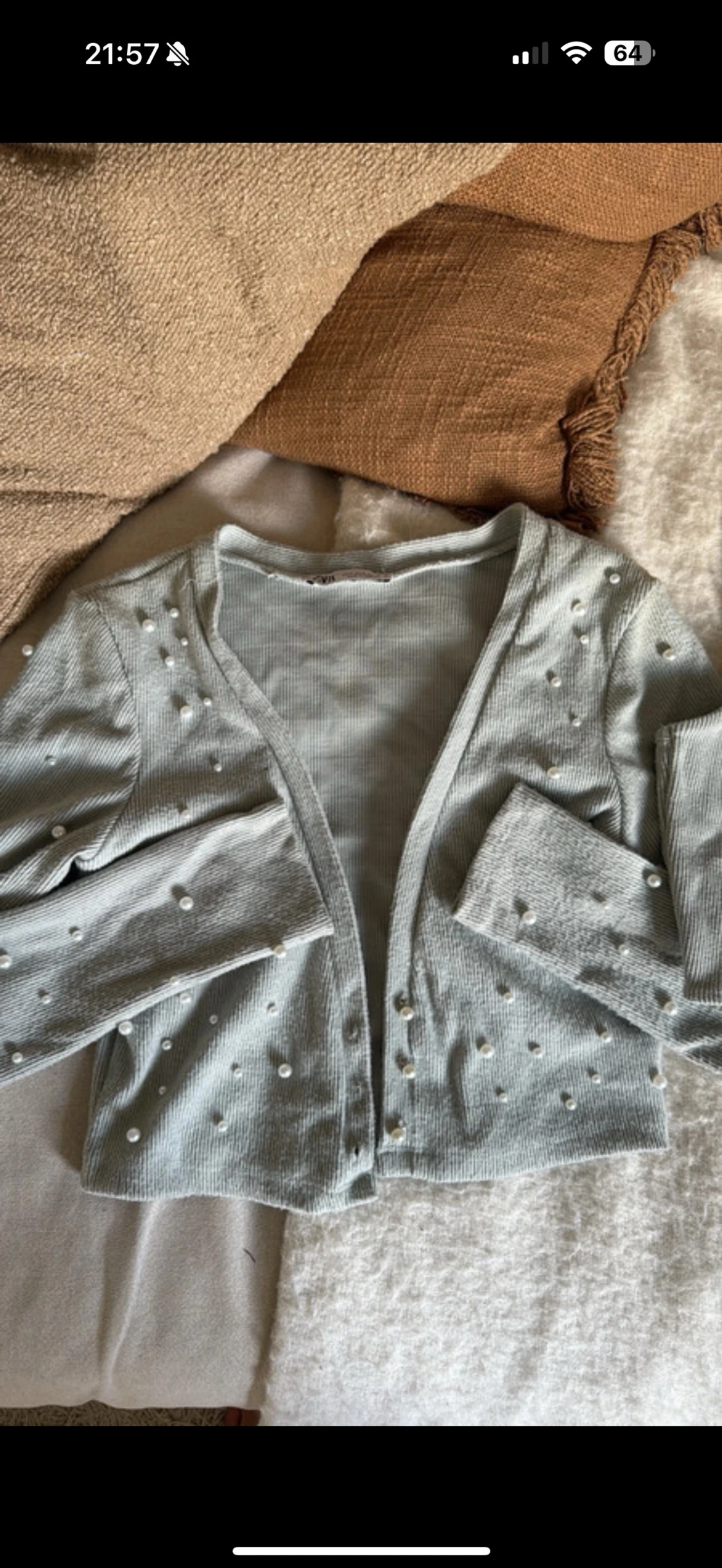 Ljusgrå croppatt set med pärlor från Zara - 6