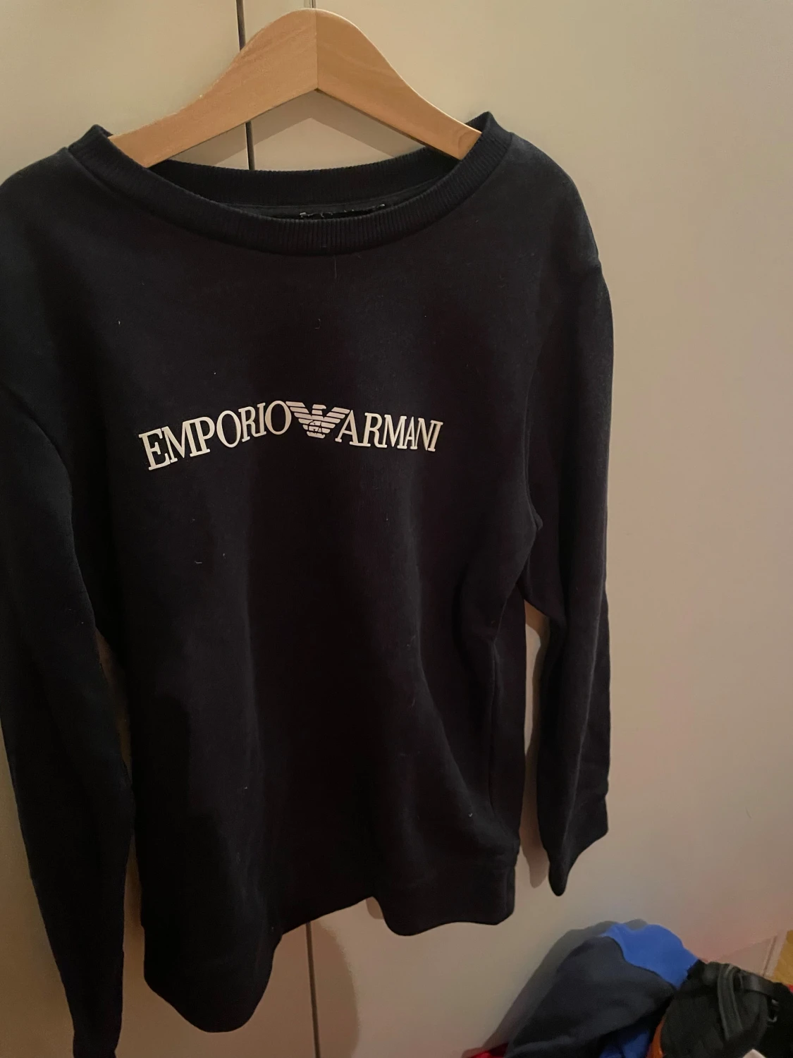 Svart sweatshirt från Emporio Armani
