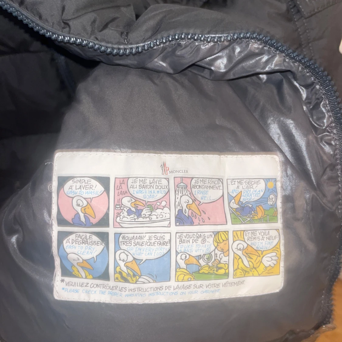 Svart Moncler Jacka  - 2