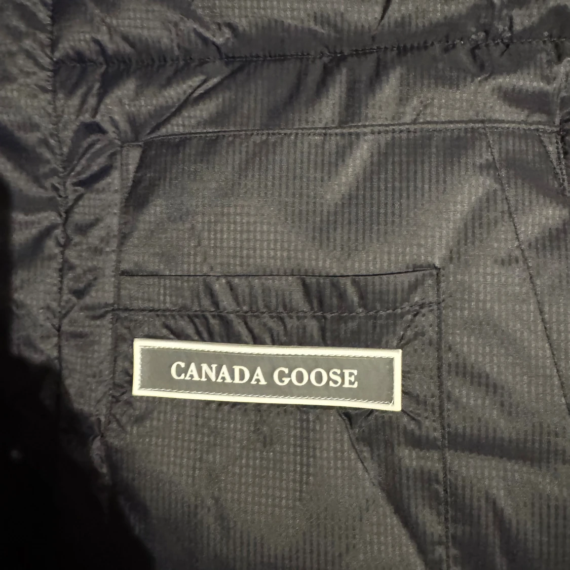 Svart dunväst från Canada Goose - 2