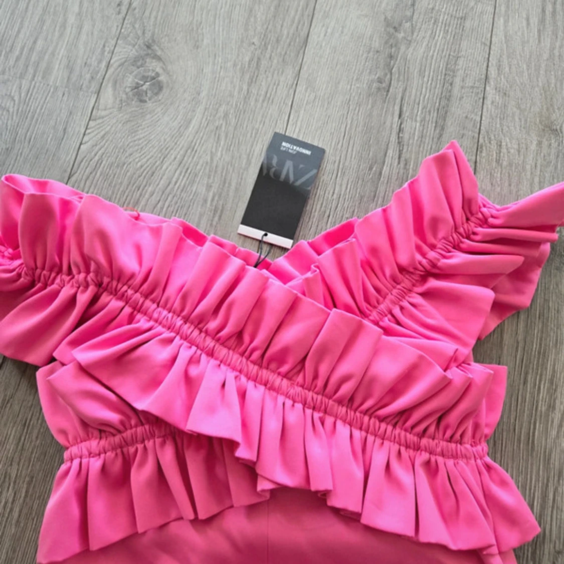 Rosa offshoulder volangklänning Zara - 3