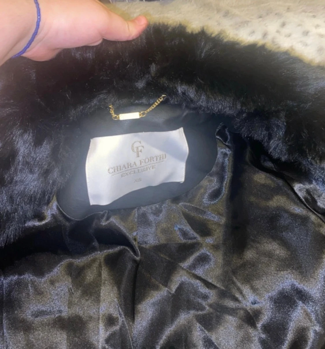 Svart pälsjacka från Chiara Forti XS - 3