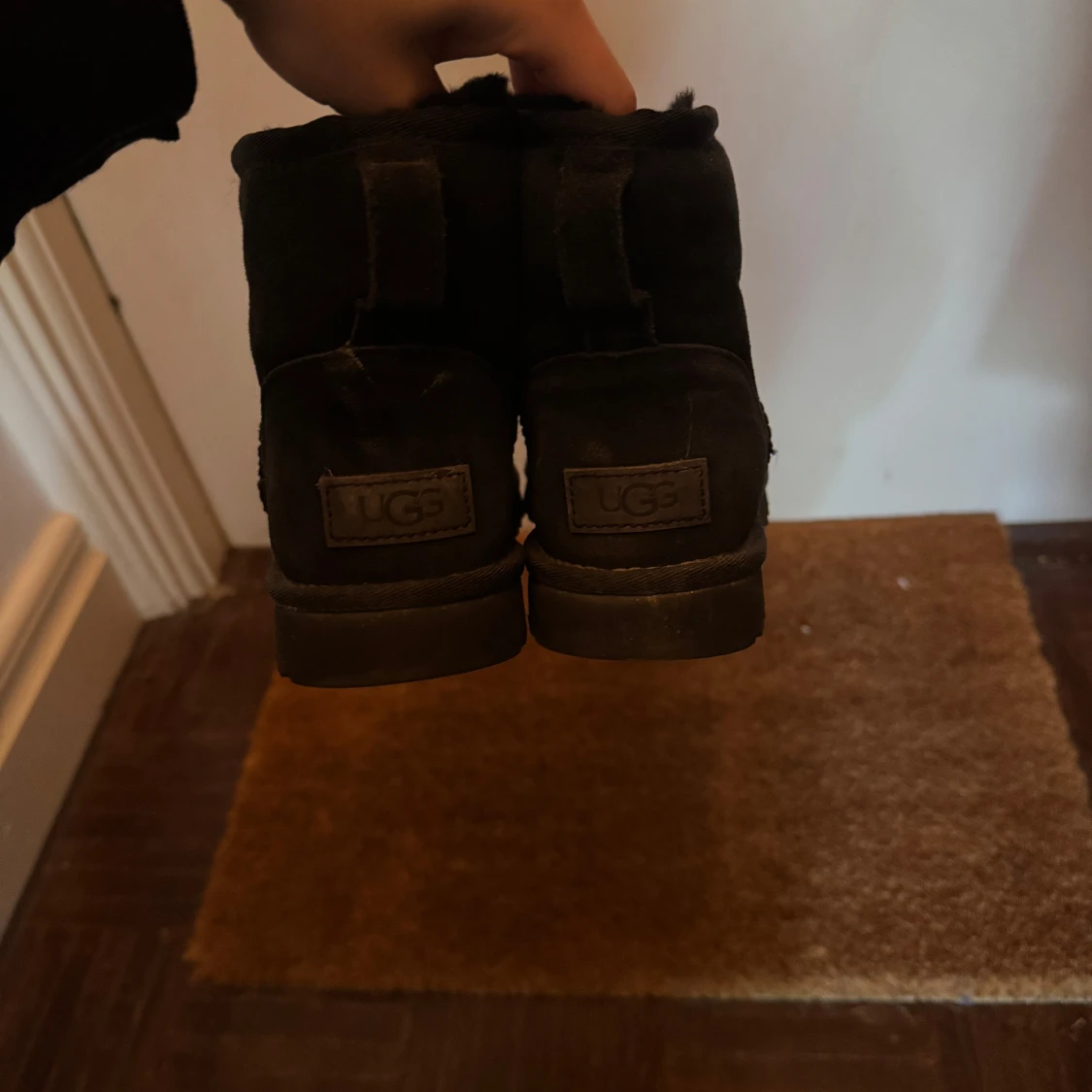 Svarta UGG boots i mocka - 2